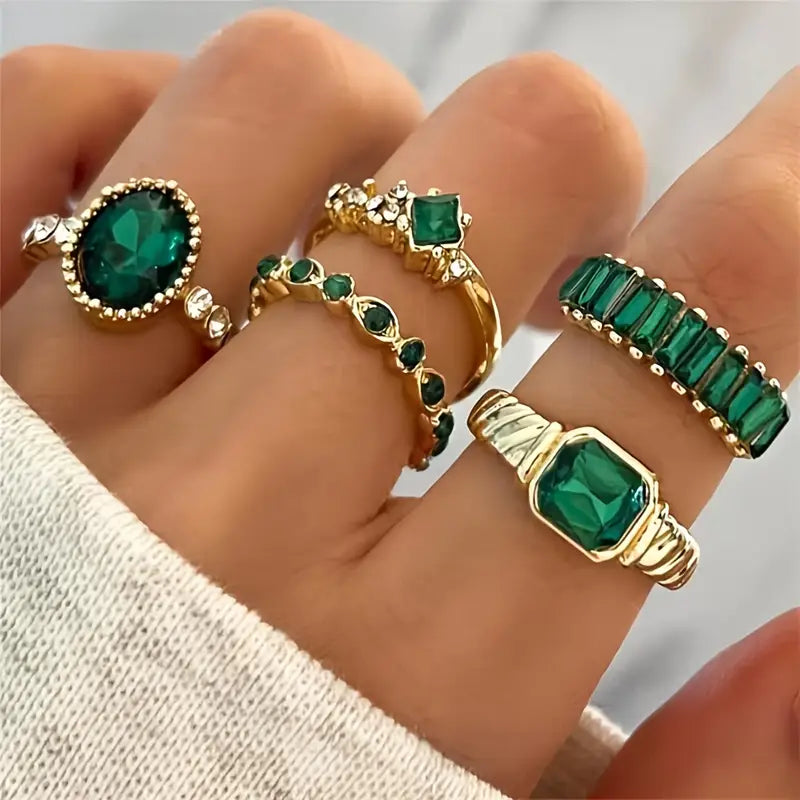 Collection of Fantastic Emerald Rings Zarina - Gold