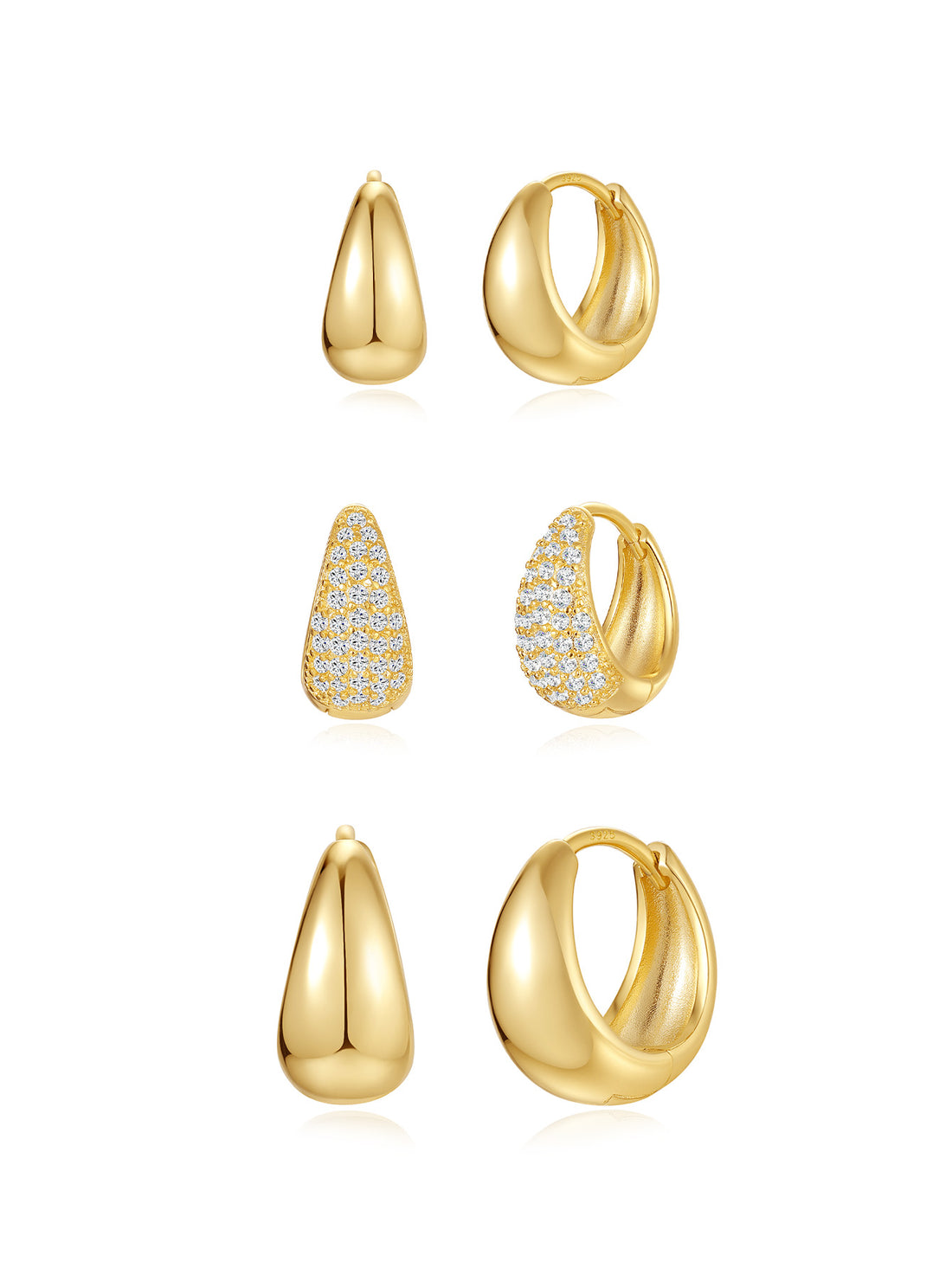 Rosali – Soft gold earrings with a curved structure.