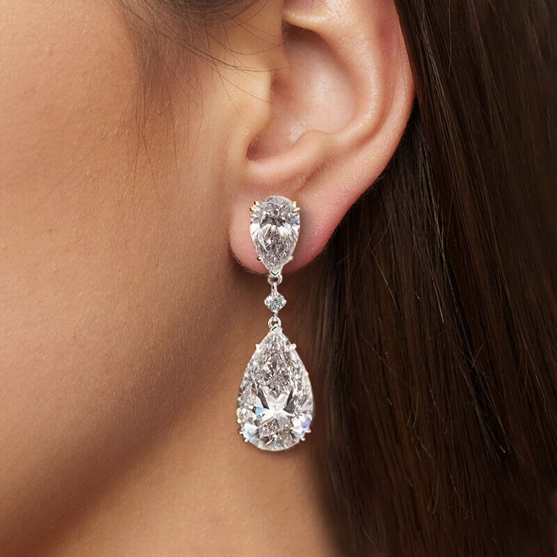 Melani – Earrings with Zircon in Drop Shape