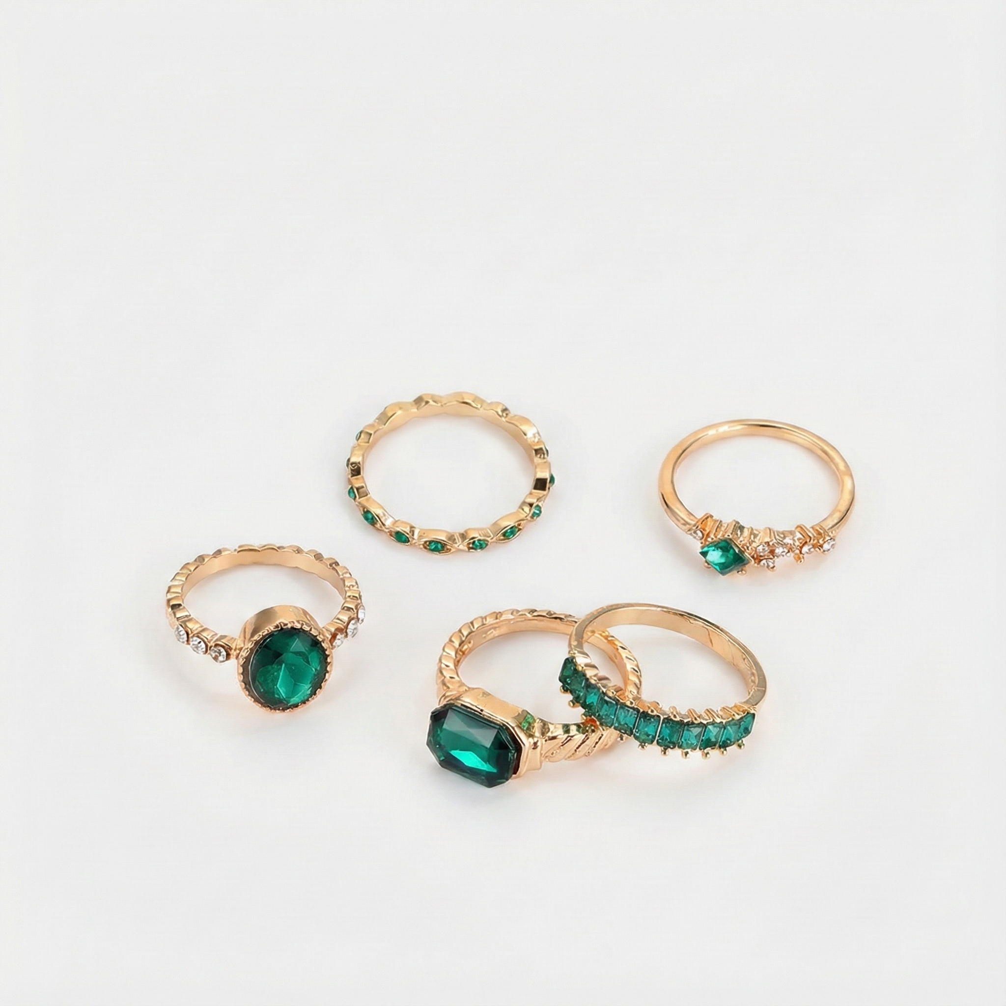 Melani - Exclusive set of rings with emeralds